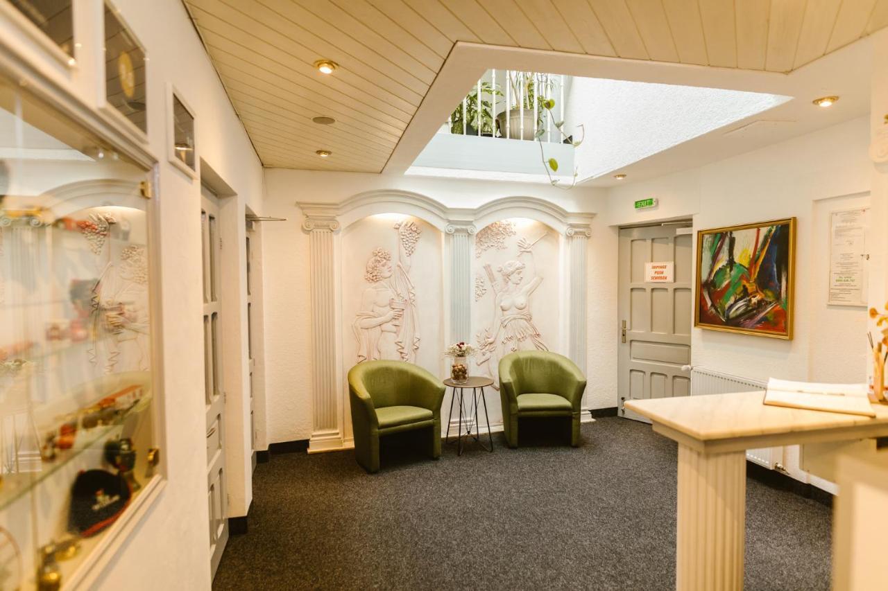 Villa Helvetia Târgu-Mureş Eksteriør bilde